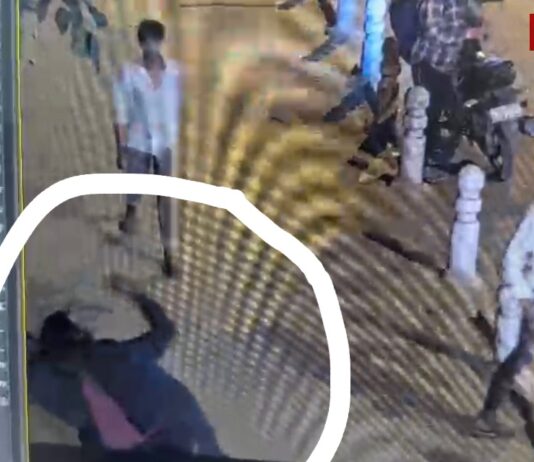 दिल्ली: चाँदनी चौक में बिज़नेसमैन पर जानलेवा हमला, लूटपाट की वजह से सहमे इलाक़े के व्यापारी