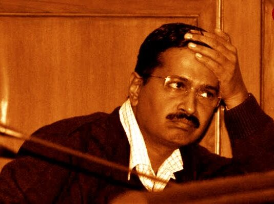 ED के समन भेजते ही केजरीवाल का बना मेडिटेशन प्रोग्राम, साधना करने पंजाब जाएँगे दिल्ली के CM