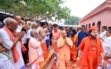 वादों की बौछार के बीच बुनियादी मुद्दों की अनदेखी